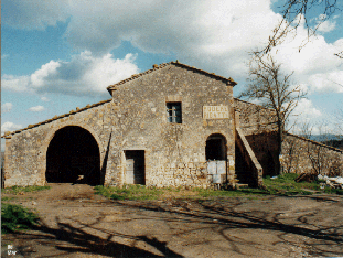 Una delle fotografie effettuate agli edifici oggetto di rilievo, vedi in alto l'immagine riassuntiva dei punti di vista delle foto