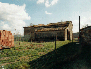 Una delle fotografie effettuate agli edifici oggetto di rilievo, vedi in alto l'immagine riassuntiva dei punti di vista delle foto