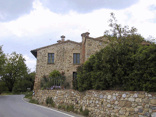 Una delle fotografie effettuate agli edifici oggetto di rilievo, vedi in alto l'immagine riassuntiva dei punti di vista delle foto