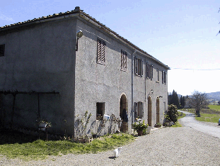 Una delle fotografie effettuate agli edifici oggetto di rilievo, vedi in alto l'immagine riassuntiva dei punti di vista delle foto