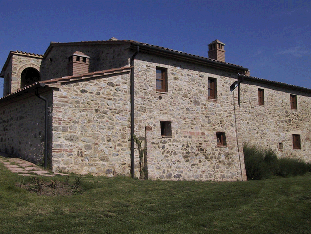 Una delle fotografie effettuate agli edifici oggetto di rilievo, vedi in alto l'immagine riassuntiva dei punti di vista delle foto