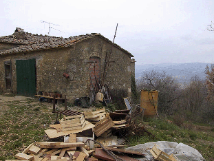 Una delle fotografie effettuate agli edifici oggetto di rilievo, vedi in alto l'immagine riassuntiva dei punti di vista delle foto