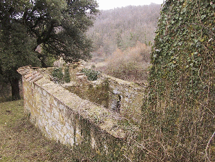 Una delle fotografie effettuate agli edifici oggetto di rilievo, vedi in alto l'immagine riassuntiva dei punti di vista delle foto